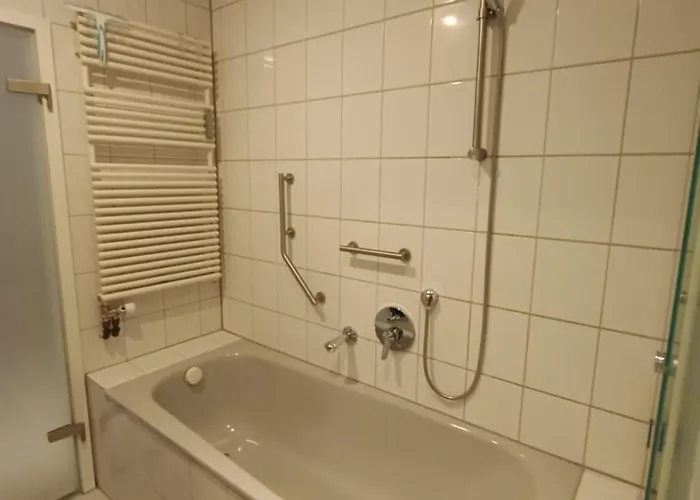 Altdorf Zentral 3, Stadtnaehe Nbg, 2 Bedroom 4 Pers *