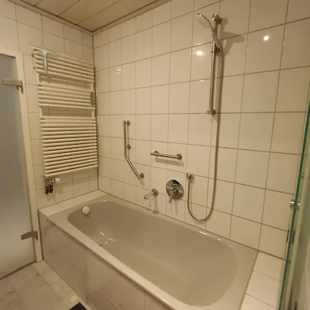 Altdorf Zentral 3, Stadtnaehe Nbg, 2 Bedroom 4 Pers *
